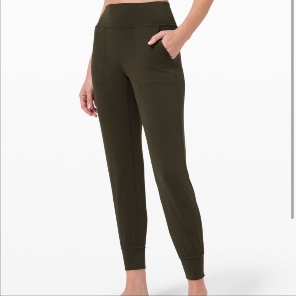 GREEN ALIGN JOGGERS